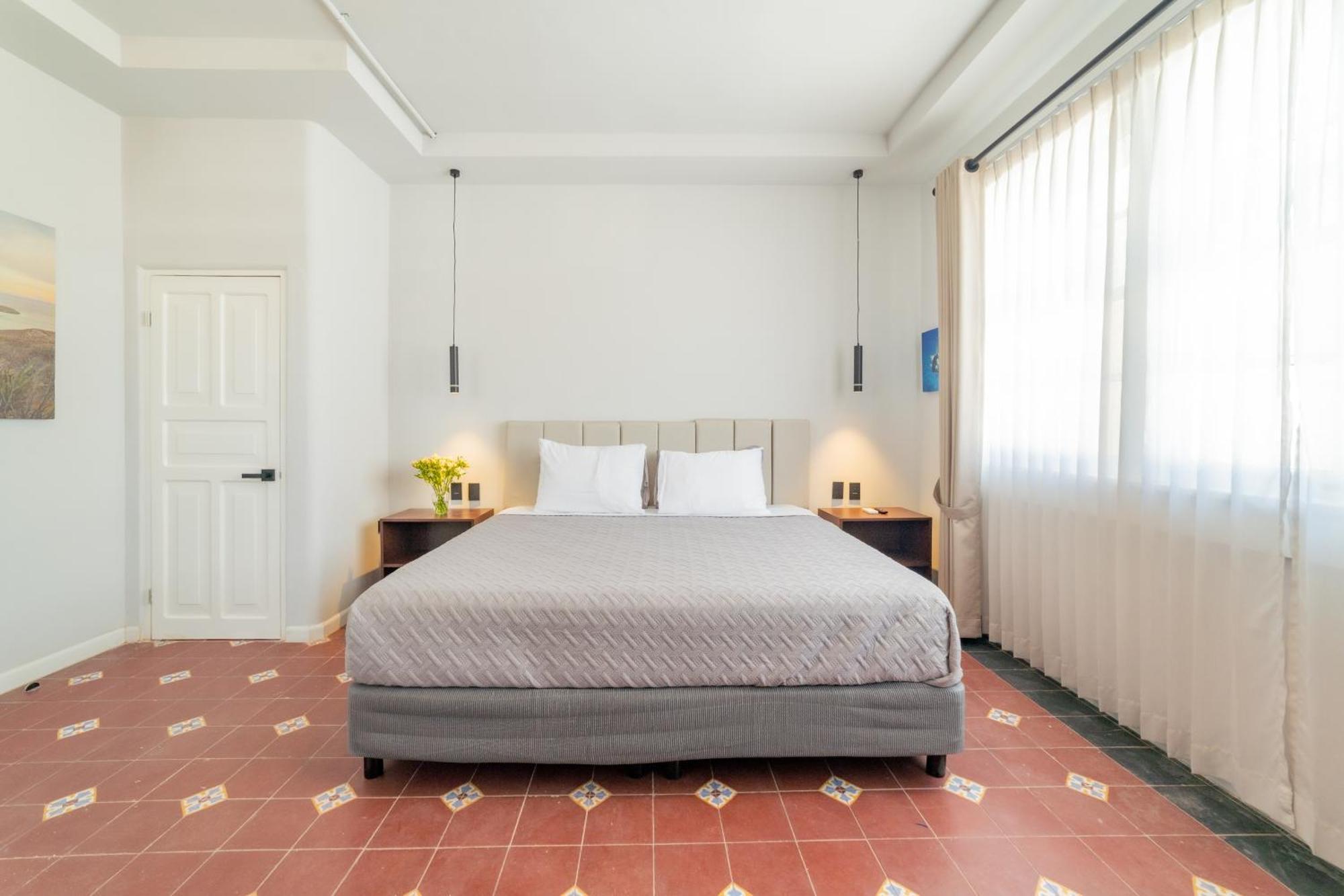 Hotel Casa Velasco 3*