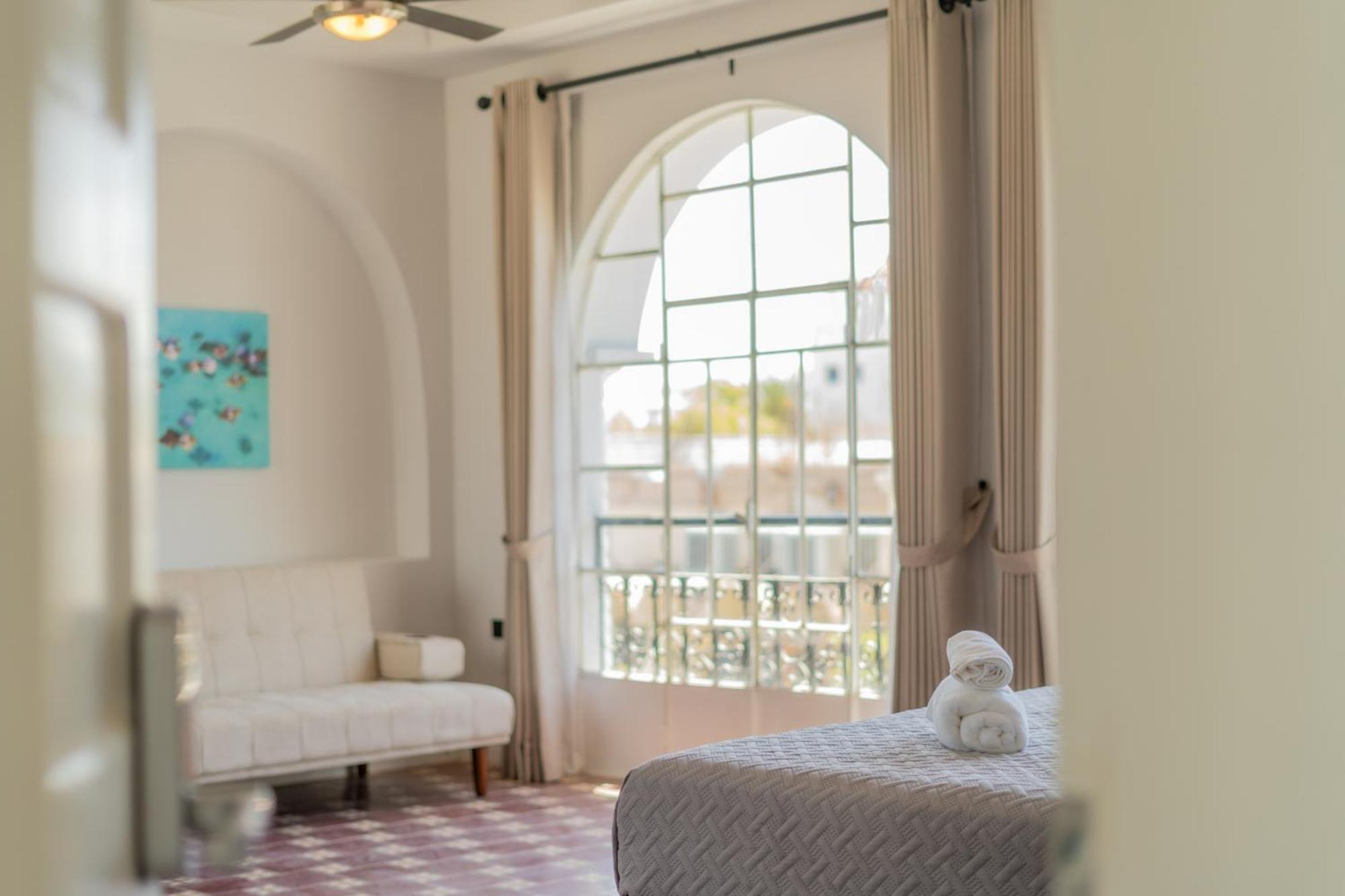 Casa Velasco Hotel