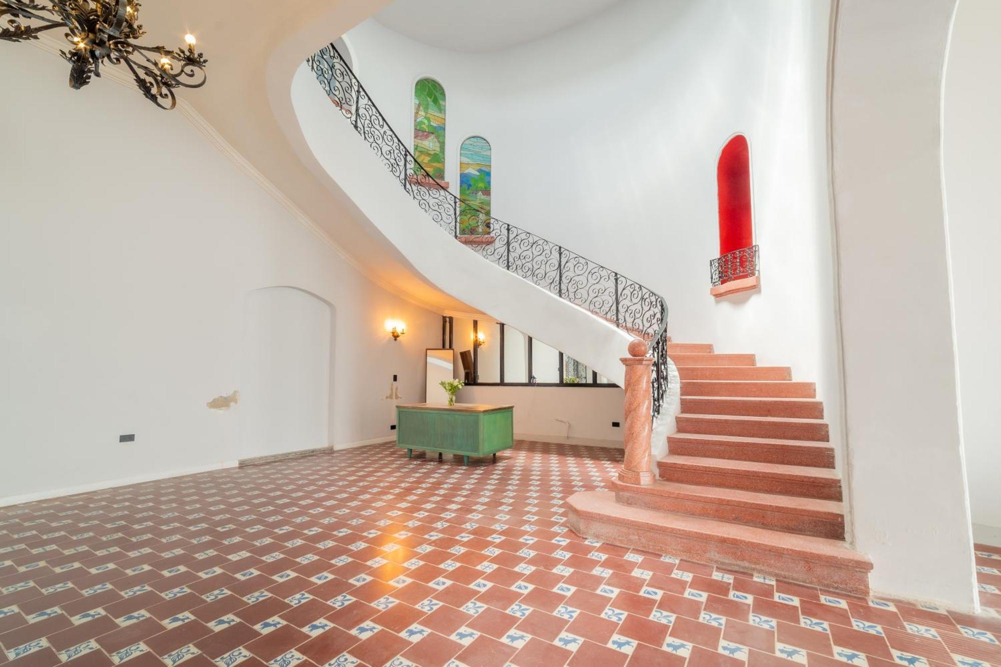 Casa Velasco Hotel